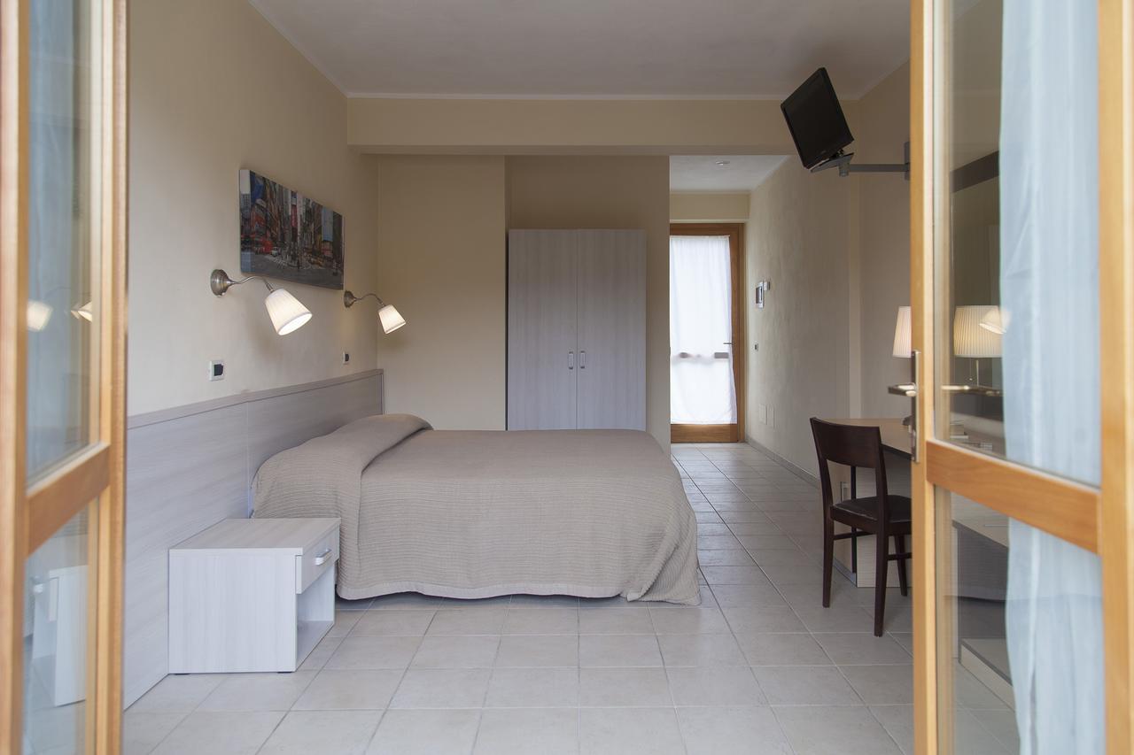 Residence Hotel Villa Mare Portoferraio Exterior photo
